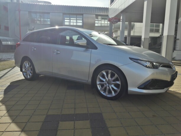 Toyota Auris II (E180) · Рестайлинг, 2018 г.