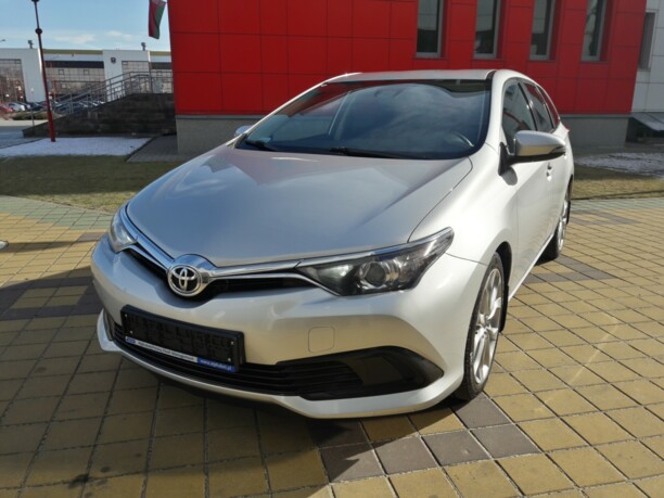 Toyota Auris II (E180) · Рестайлинг, 2018 г.