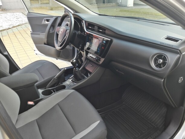 Toyota Auris II (E180) · Рестайлинг, 2018 г.