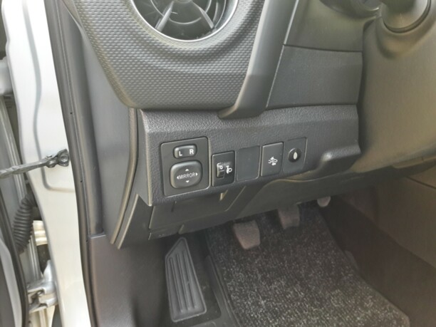 Toyota Auris II (E180) · Рестайлинг, 2018 г.