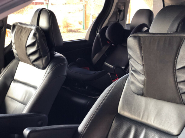 Toyota Sienna III (XL30), 7 мест, 2017 г.
