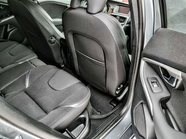 Volvo V40 II · Рестайлинг, 2018 г.