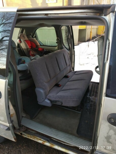 Dodge Caravan III, 7 мест, 2000 г.