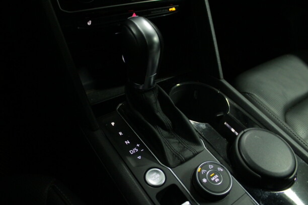 Volkswagen Teramont, 7 мест, 2019 г.