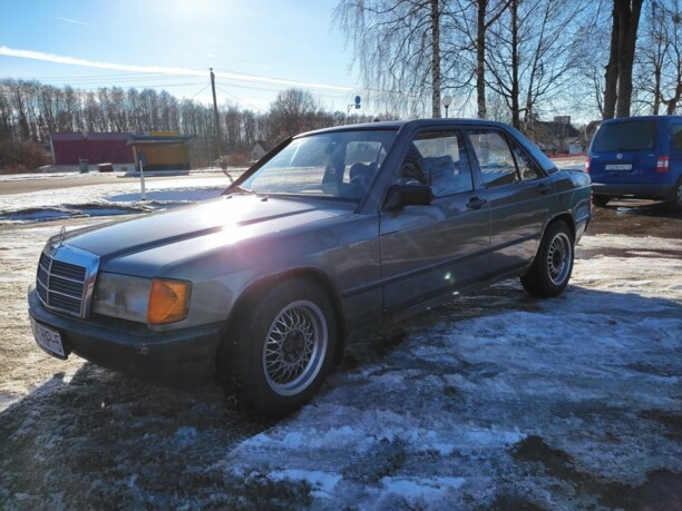 Mercedes-Benz 190 (W201), 1985 г.