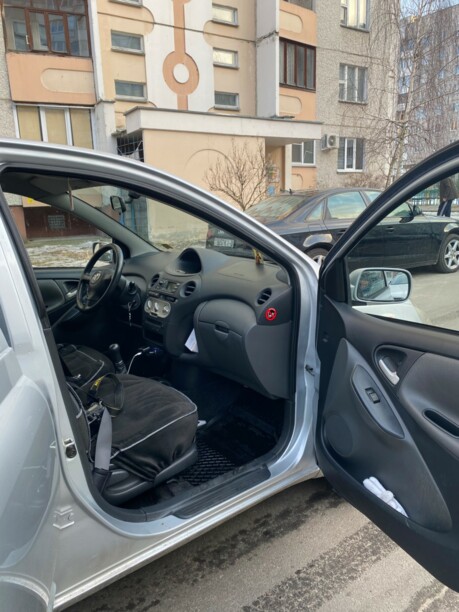 Toyota Yaris I (P1) · Рестайлинг, 2004 г.