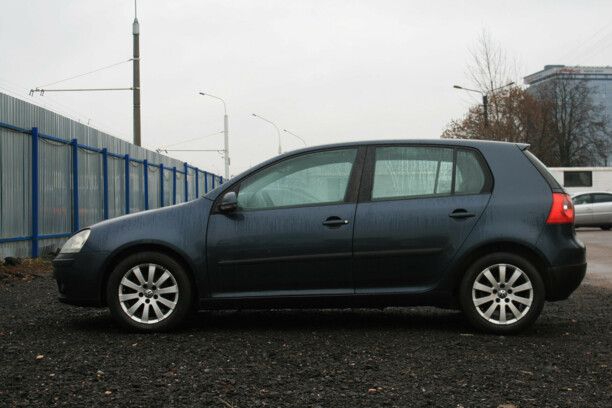 Volkswagen Golf V, 2004 г.