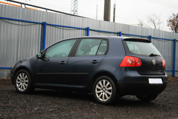 Volkswagen Golf V, 2004 г.