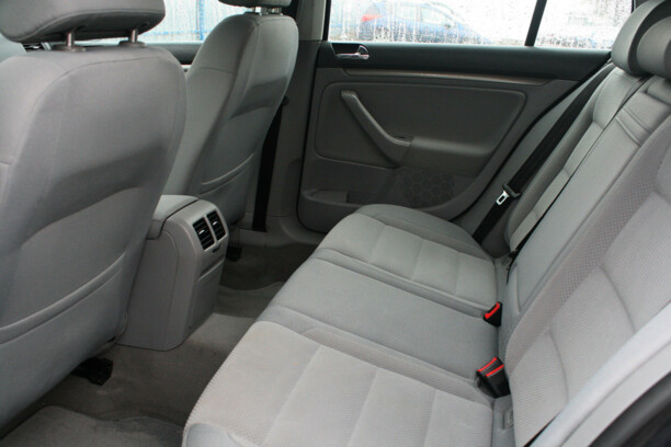 Volkswagen Golf V, 2004 г.