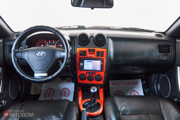 Hyundai Tiburon GK, 2002 г.