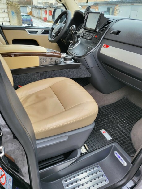 Volkswagen Multivan T5 · Рестайлинг, 2010 г.