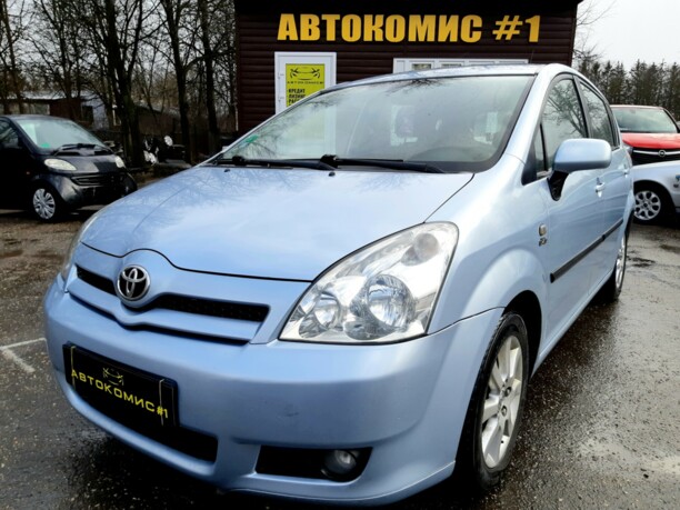 Toyota Corolla Verso II (E121), 2004 г.
