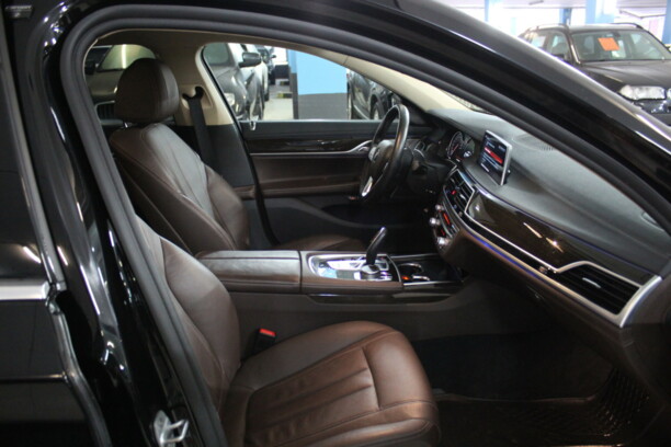 BMW 7 серия G11, 2017 г.
