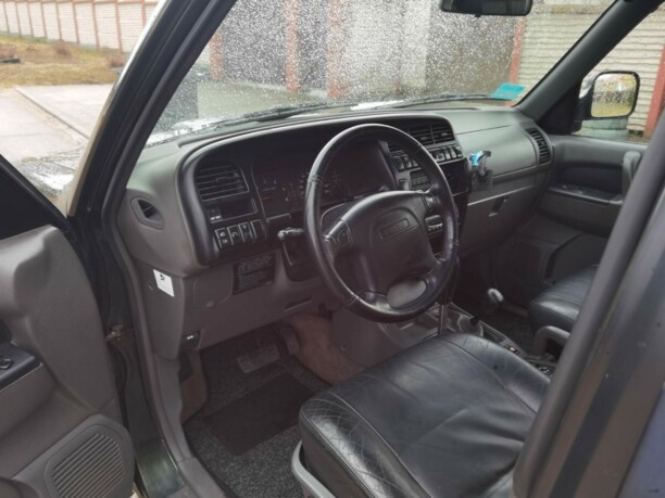 Isuzu Trooper II · Рестайлинг, 2000 г.