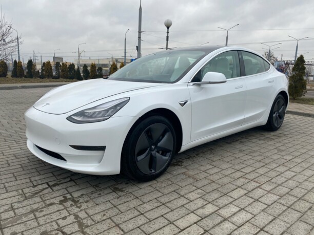 Tesla Model 3, 2020 г.