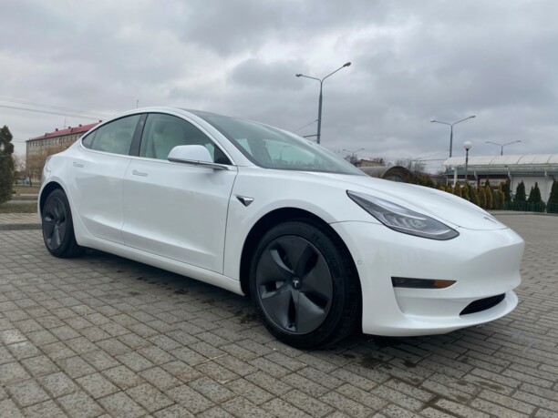 Tesla Model 3, 2020 г.