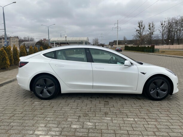 Tesla Model 3, 2020 г.