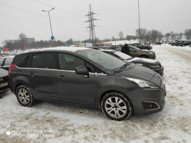 Peugeot 5008 I · Рестайлинг, 7 мест, 2014 г.