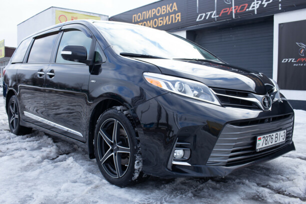 Toyota Sienna III (XL30), 7 мест, 2018 г.