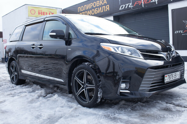 Toyota Sienna III (XL30), 7 мест, 2018 г.
