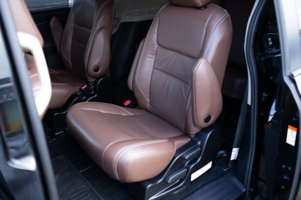 Toyota Sienna III (XL30), 7 мест, 2018 г.