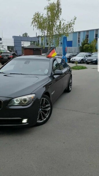 BMW 7 серия F02 (Long), 2010 г.