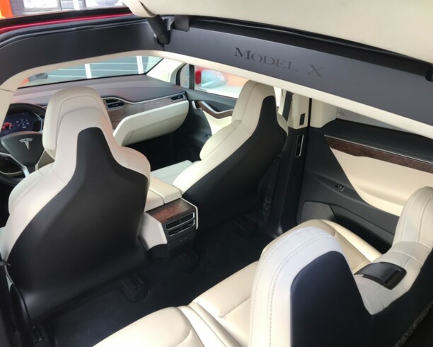 Tesla Model X, 2018 г.