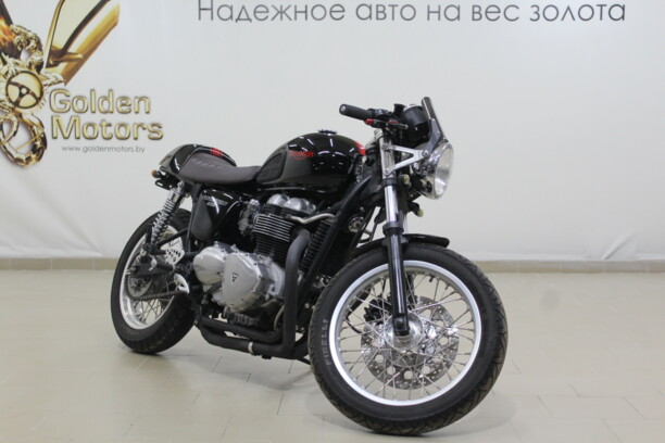 Triumph Thruxton 900, 2004 г.