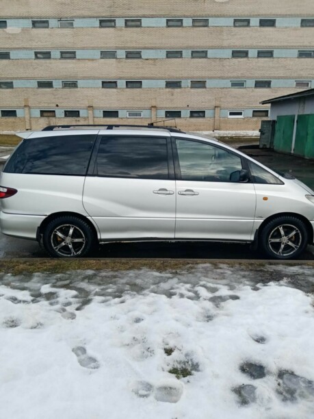 Toyota Previa II (XR30, XR40), 7 мест, 2001 г.