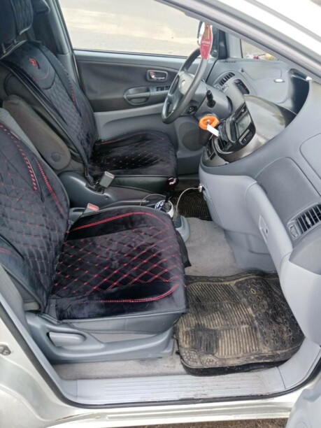 Toyota Previa II (XR30, XR40), 7 мест, 2001 г.