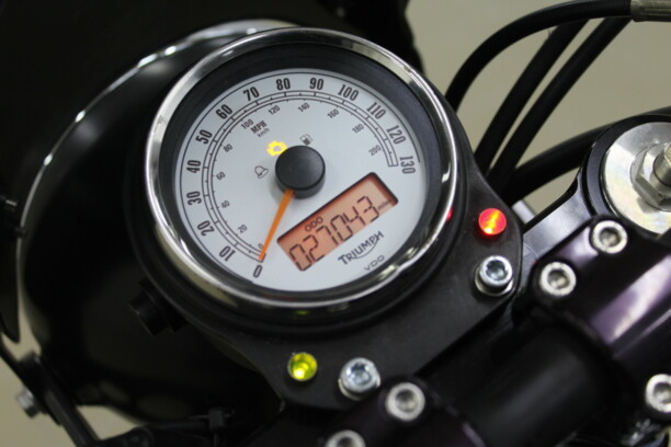 Triumph Thruxton 900, 2010 г.
