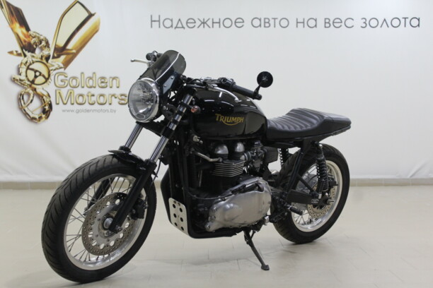 Triumph Thruxton 900, 2010 г.