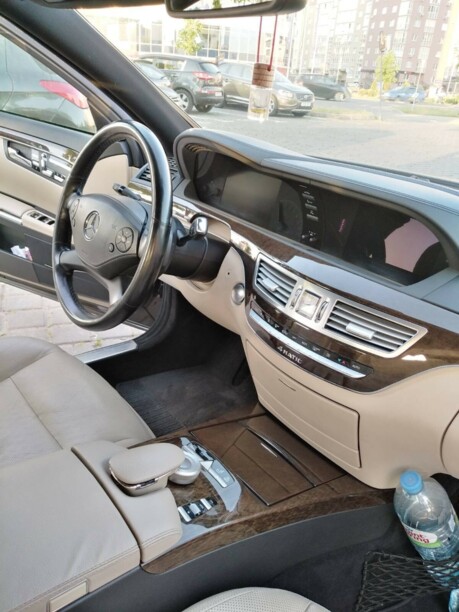 Mercedes-Benz S-Класс W221· Рестайлинг, 2010 г.