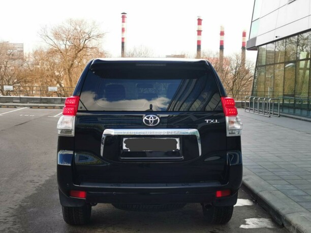 Toyota Land Cruiser Prado J150, 7 мест, 2010 г.