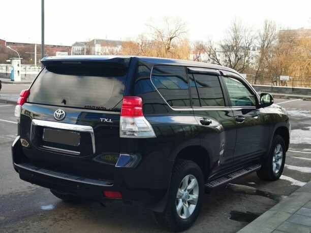 Toyota Land Cruiser Prado J150, 7 мест, 2010 г.