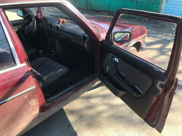 Mercedes-Benz E-Класс W123, 1982 г.