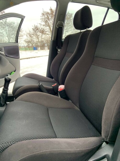 Toyota Yaris I (P1), 2002 г.