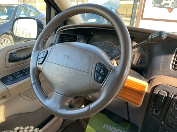 Ford Windstar II, 7 мест, 2000 г.