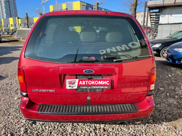 Ford Windstar II, 7 мест, 2000 г.