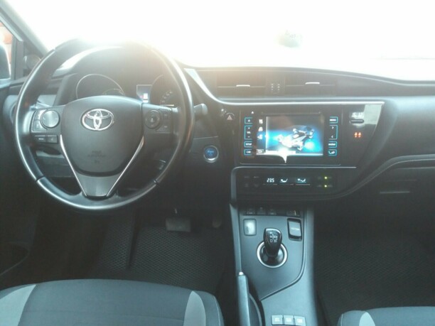 Toyota Auris II (E180) · Рестайлинг, 2016 г.