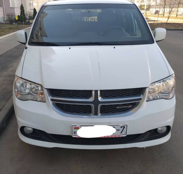 Dodge Grand Caravan V, 7 мест, 2017 г.