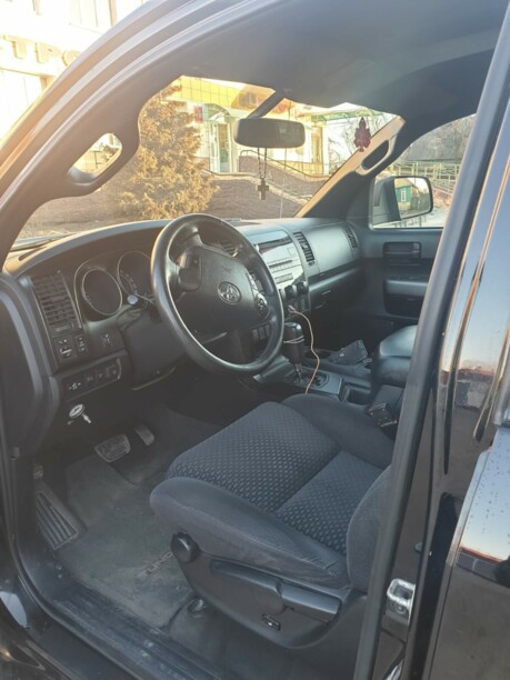 Toyota Tundra II, 2010 г.