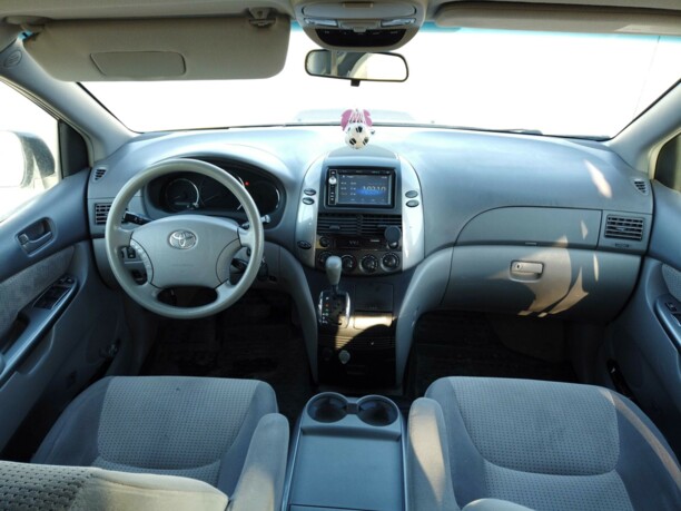 Toyota Sienna II (XL20) · Рестайлинг, 7 мест, 2007 г.