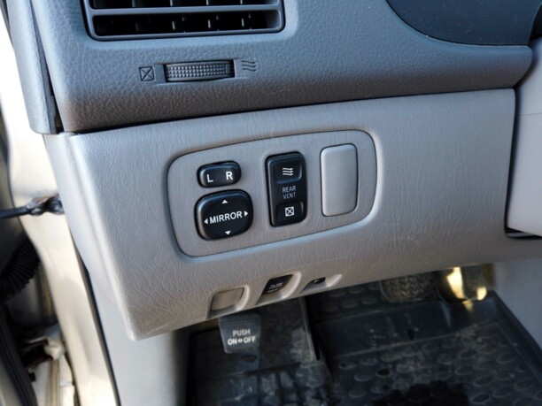 Toyota Sienna II (XL20) · Рестайлинг, 7 мест, 2007 г.