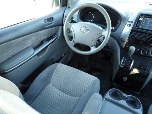 Toyota Sienna II (XL20) · Рестайлинг, 7 мест, 2007 г.