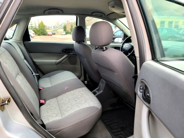 Ford Focus I · Рестайлинг, 2004 г.