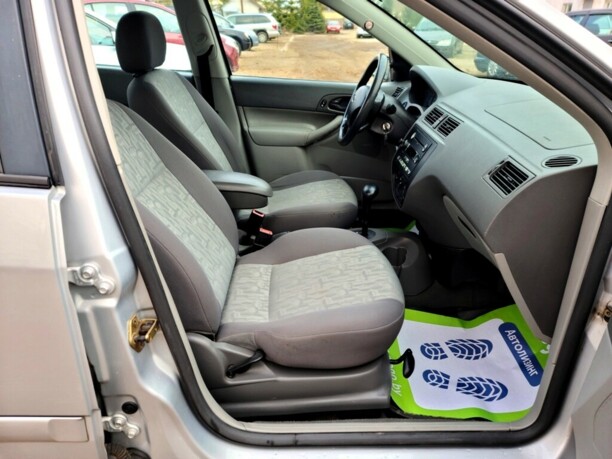 Ford Focus I · Рестайлинг, 2004 г.