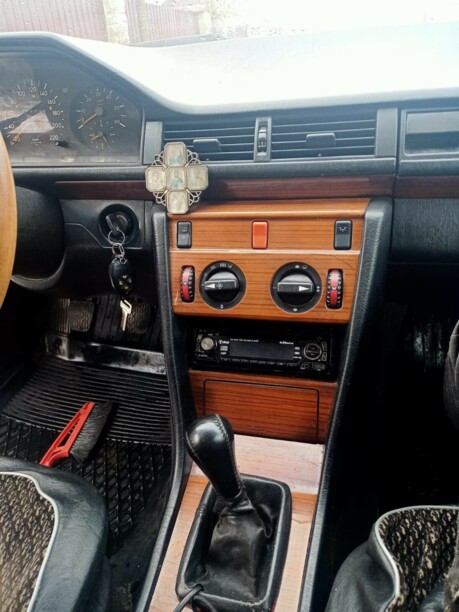 Mercedes-Benz E-Класс W124, S124, C124, A124, 1991 г.