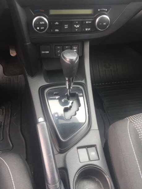 Toyota Auris II (E180), 2013 г.