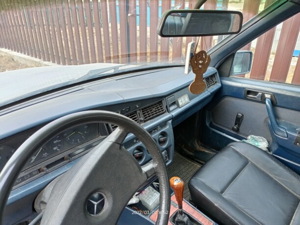 Mercedes-Benz 190 (W201), 1984 г.